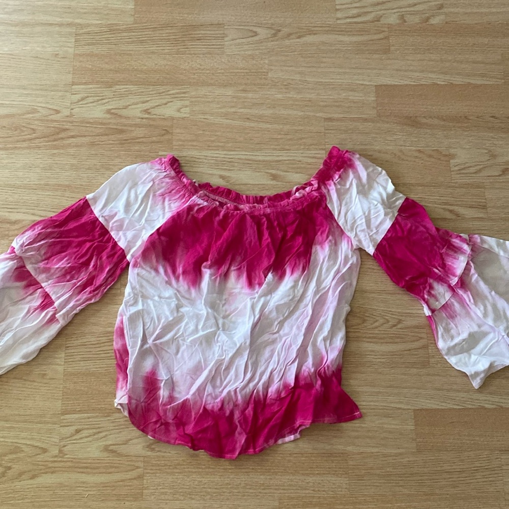 Off the Shoulder Tie Dye Style Shirt